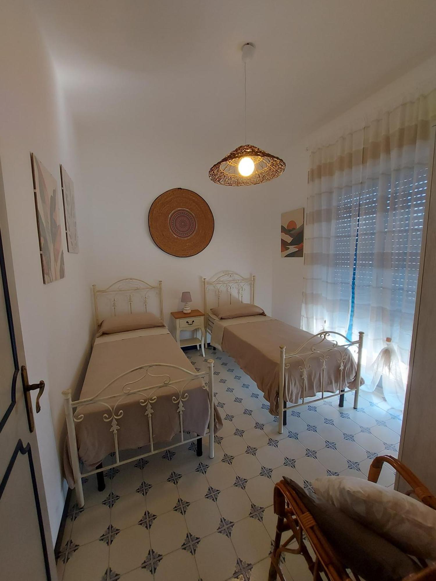 Villa Bouganville Oliveri Eksteriør bilde